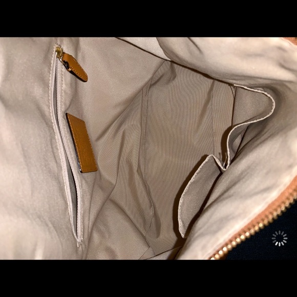 Genuine leather Coach bag - Picture 6 of 12